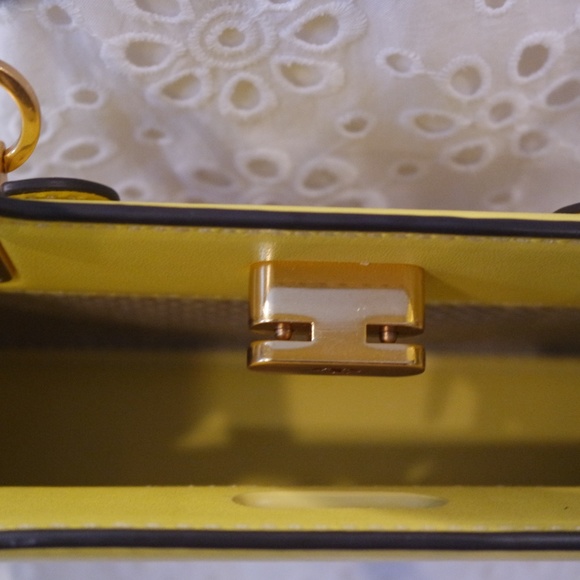 NWOT Tory Burch Lee Radziwill Petite Bag - Picture 10 of 11